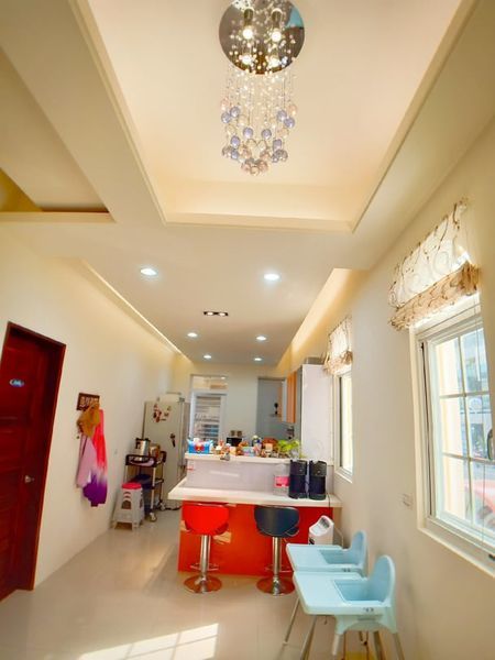 72988614_393854381554093_8169618037167620096_n