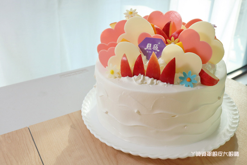 新竹竹北母親節蛋糕推薦思源麵包!母親節蛋糕預購開跑,出爐就被秒殺的熱芋泥肉鬆刈包、爆蒜乳酪湯瑪士