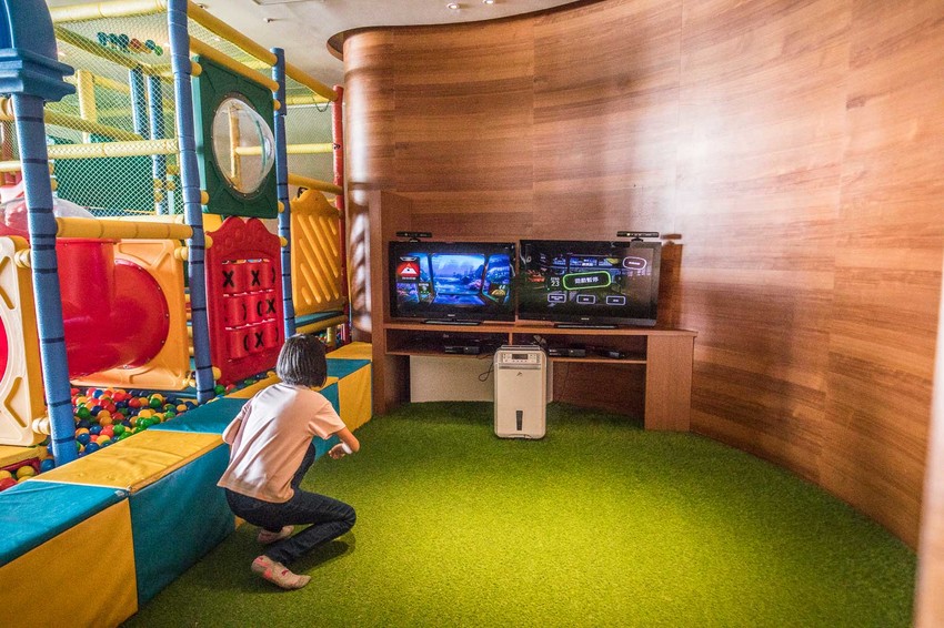 [屏東住宿]墾丁住宿推薦，一生必來一次，拍到手軟，墾丁最美無邊際泳池！墾丁H會館