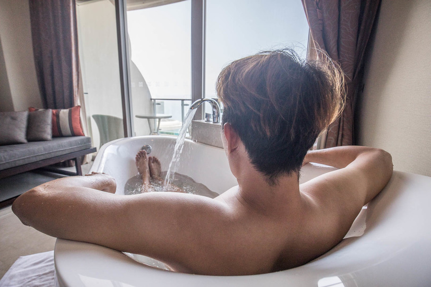 [屏東住宿]墾丁住宿推薦，一生必來一次，拍到手軟，墾丁最美無邊際泳池！墾丁H會館