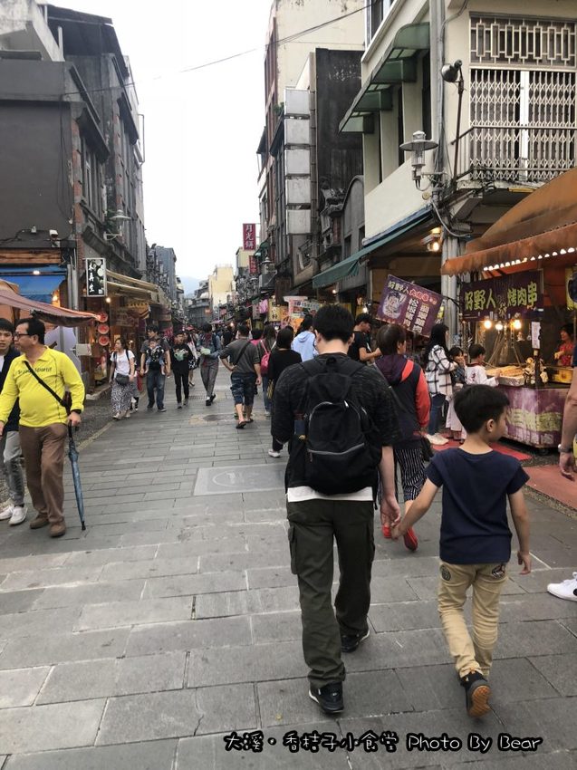 【大溪】「香桔子小食堂．隱藏版的簡單樸實好滋味(手沖咖啡/輕食/法式厚片吐司/週間選食/二手物/多目標體育館內/近賴媽媽豆花)」