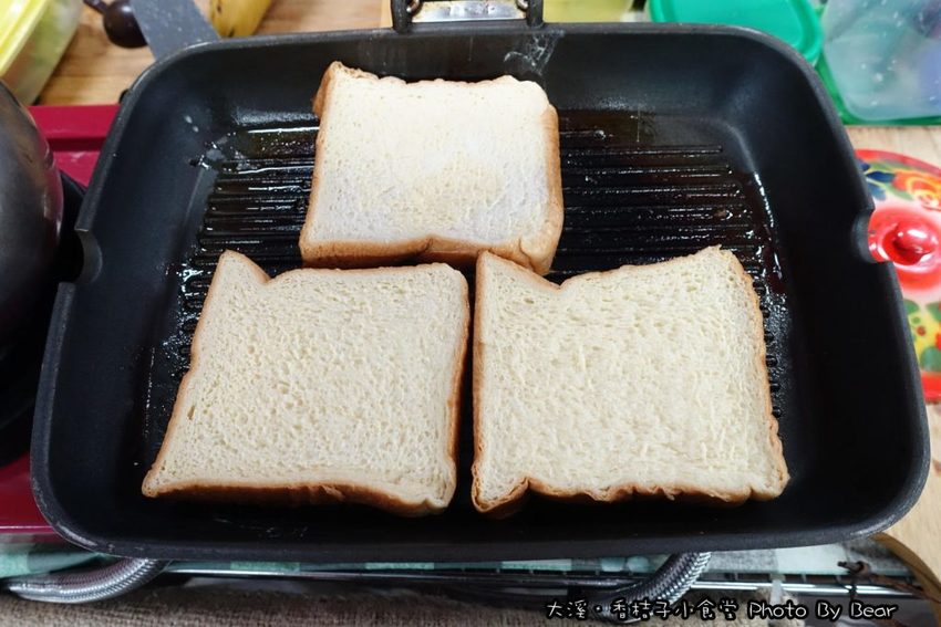 【大溪】「香桔子小食堂．隱藏版的簡單樸實好滋味(手沖咖啡/輕食/法式厚片吐司/週間選食/二手物/多目標體育館內/近賴媽媽豆花)」