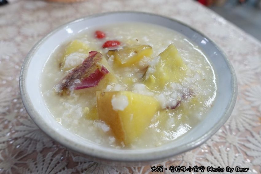 【大溪】「香桔子小食堂．隱藏版的簡單樸實好滋味(手沖咖啡/輕食/法式厚片吐司/週間選食/二手物/多目標體育館內/近賴媽媽豆花)」