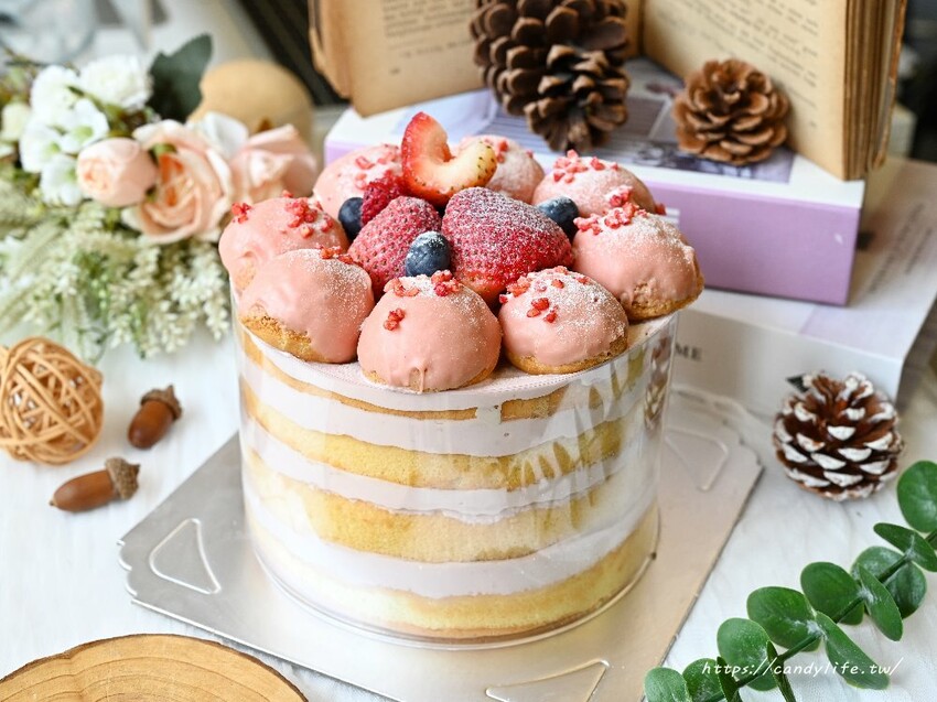 旅禾泡芙之家｜台中人氣麵包店2023母親節蛋糕開賣，六種口味任你選，5/12前預購享三大好禮～