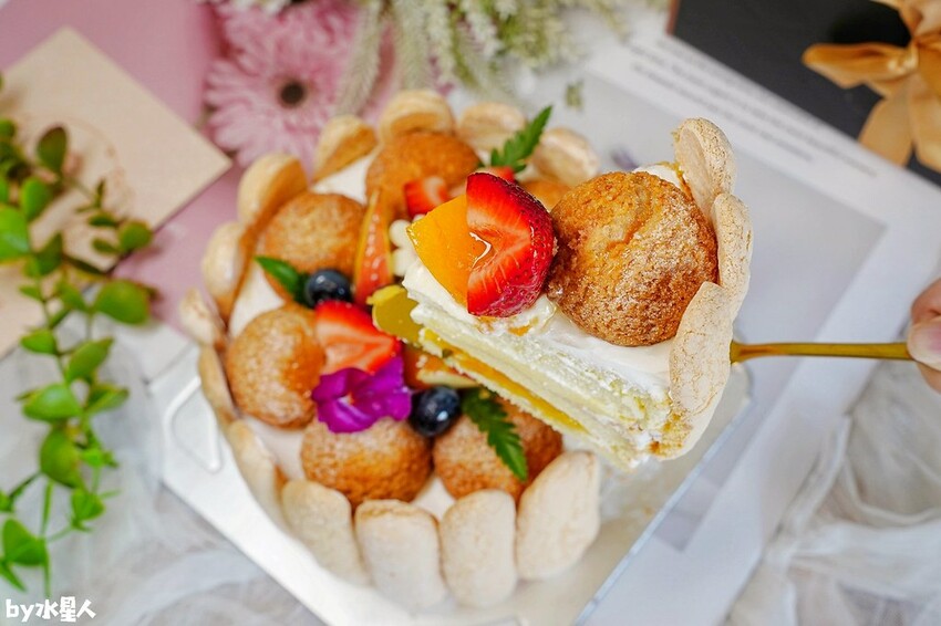 旅禾泡芙之家 2023母親節蛋糕