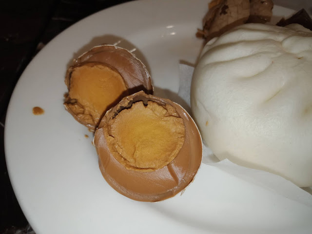 【高雄旅遊】CP值高的康橋商旅六合夜市中正館，有免費宵夜可以吃@美麗島站/市議會站