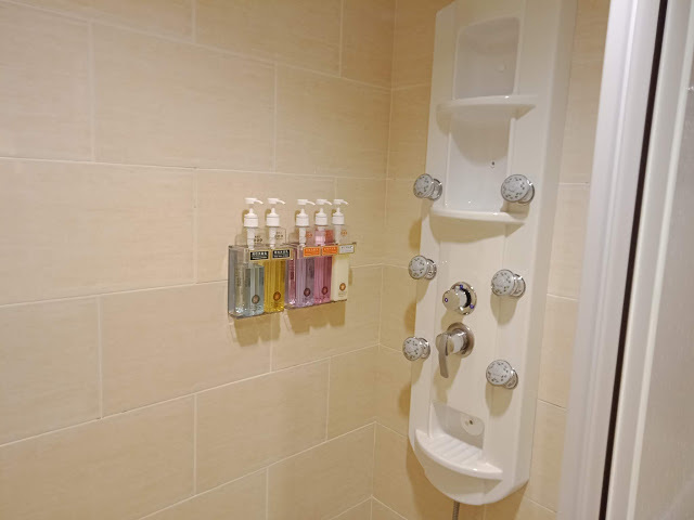 【高雄旅遊】CP值高的康橋商旅六合夜市中正館，有免費宵夜可以吃@美麗島站/市議會站