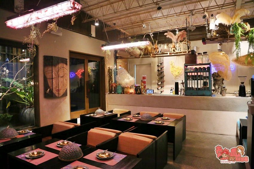 【台南美食】台南最浮誇的泰式料理店，親愛的我把整個泰國都搬來台南了：Nest de 后院泰式餐廳 - 熱血玩台南。跳躍新世界