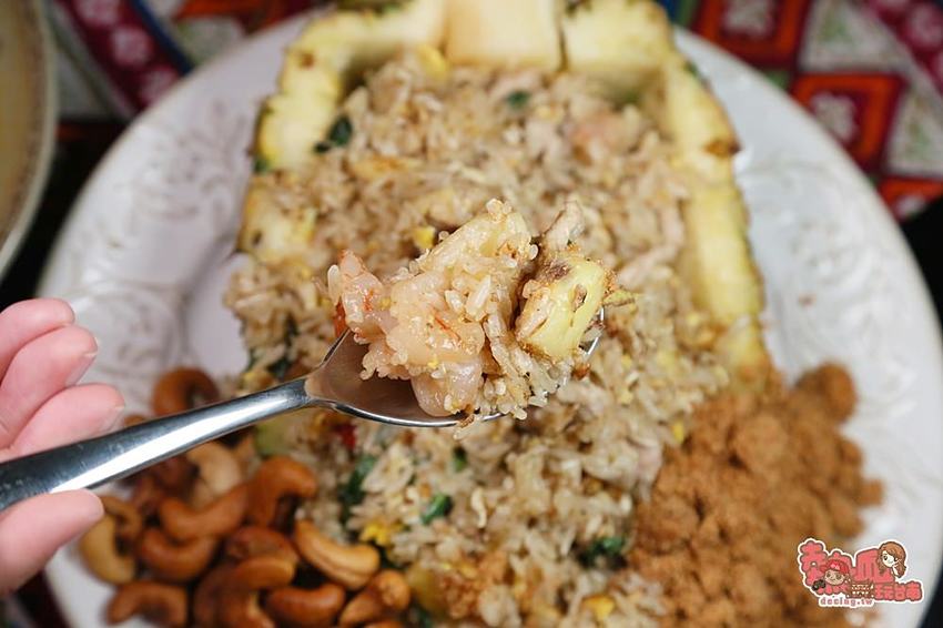 【台南美食】台南最浮誇的泰式料理店，親愛的我把整個泰國都搬來台南了：Nest de 后院泰式餐廳 - 熱血玩台南。跳躍新世界