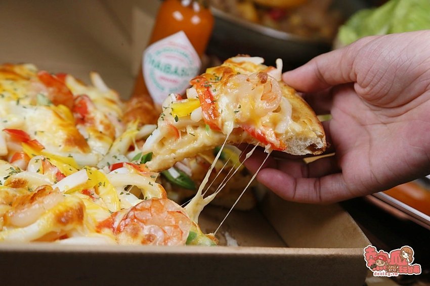 【台南美食】台南最浮誇的泰式料理店，親愛的我把整個泰國都搬來台南了：Nest de 后院泰式餐廳 - 熱血玩台南。跳躍新世界