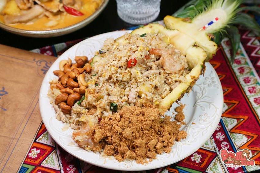 【台南美食】台南最浮誇的泰式料理店，親愛的我把整個泰國都搬來台南了：Nest de 后院泰式餐廳 - 熱血玩台南。跳躍新世界