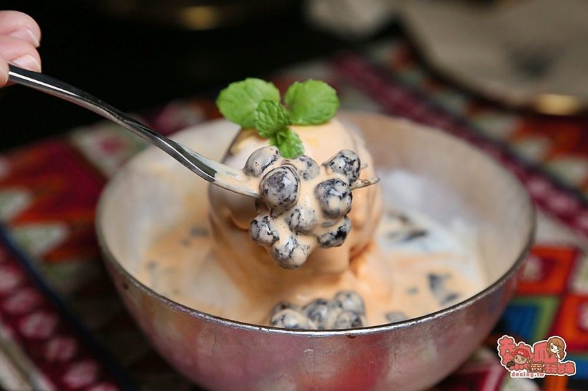 【台南美食】台南最浮誇的泰式料理店，親愛的我把整個泰國都搬來台南了：Nest de 后院泰式餐廳 - 熱血玩台南。跳躍新世界