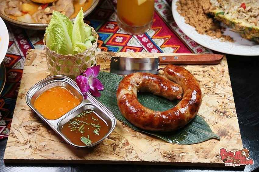 【台南美食】台南最浮誇的泰式料理店，親愛的我把整個泰國都搬來台南了：Nest de 后院泰式餐廳 - 熱血玩台南。跳躍新世界