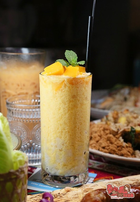 【台南美食】台南最浮誇的泰式料理店，親愛的我把整個泰國都搬來台南了：Nest de 后院泰式餐廳 - 熱血玩台南。跳躍新世界