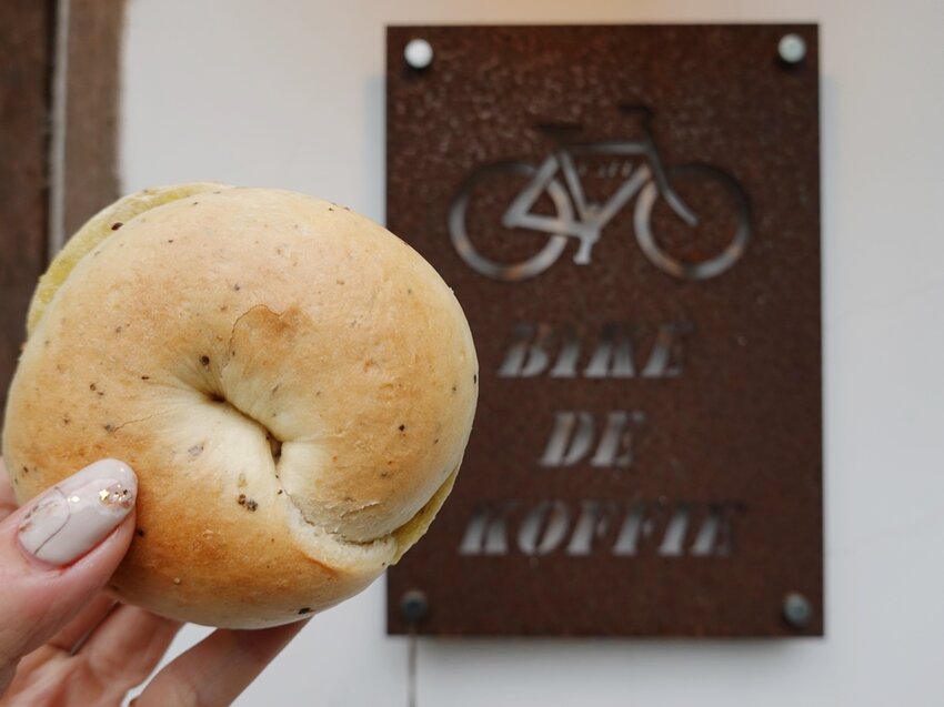 台東池上—BIKE De Koffie 米貝果｜將池上的原汁原味 揉合在Q彈的米貝果裡｜池上火車站、鐵花路