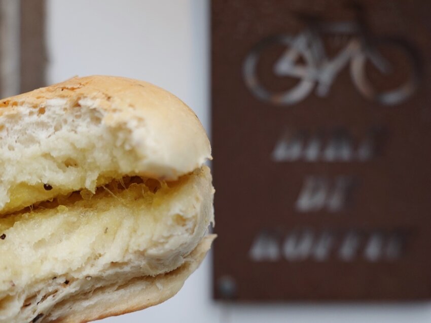 台東池上—BIKE De Koffie 米貝果｜將池上的原汁原味 揉合在Q彈的米貝果裡｜池上火車站、鐵花路