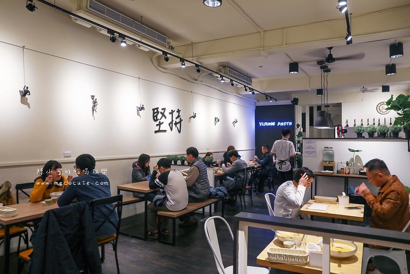 桃園,桃園美食,桃園義大利麵,桃園義式湯麵,桃園餐廳,義匠義式湯麵,義匠義式湯麵南平店 @陳小可的吃喝玩樂