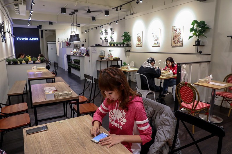 桃園,桃園美食,桃園義大利麵,桃園義式湯麵,桃園餐廳,義匠義式湯麵,義匠義式湯麵南平店 @陳小可的吃喝玩樂