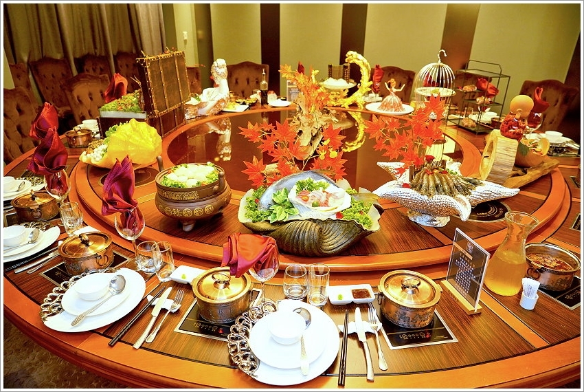 【五股美食】菊芊會館．超浮誇鍋物、桌菜宴席料理，邊吃火鍋邊唱歌的包廂式服務!