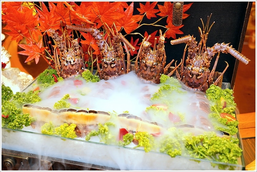 【五股美食】菊芊會館．超浮誇鍋物、桌菜宴席料理，邊吃火鍋邊唱歌的包廂式服務!