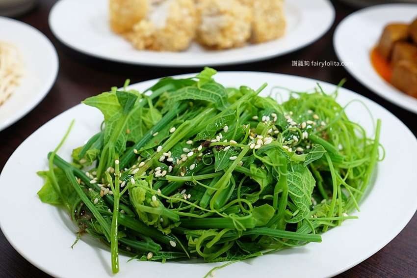 仁傑土魠魚羹。每日狂銷上百碗，店家一開就客滿，隱身藏巷弄、這家只有在地人才知道！ @蹦啾♥謝蘿莉 La vie heureuse