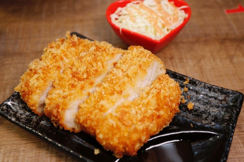 創意丼飯專賣店,平價丼飯,平民美食冠軍,新丼桃園中正店,桃園夜市,桃園美食,炸豬排,藝文特區美食,超人氣 @VIVIYU小世界