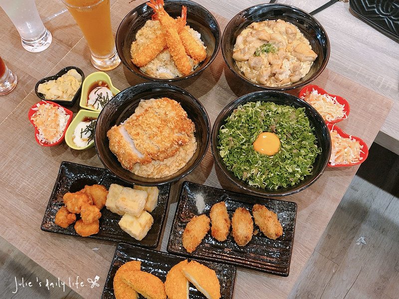 丼飯,味增湯,單點,外送,套餐,平價丼飯,新丼,新丼桃園,桃園中正店,桃園市,炸物,起司瀑布 @跟著Julie一起走吧
