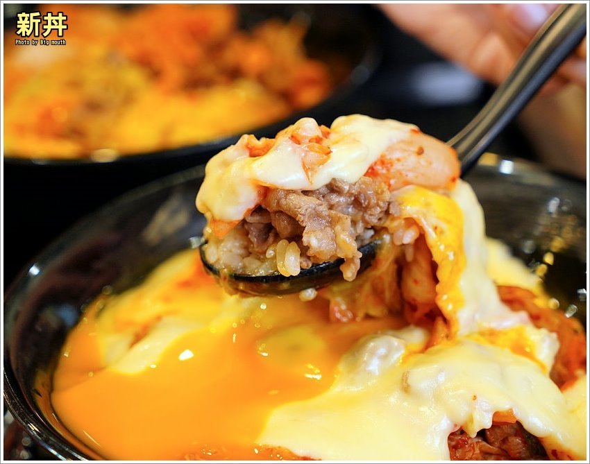 【桃園美食】新丼．超過20種創意丼飯，湯、飯、高麗菜絲免費吃到飽!