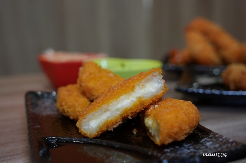 桃園美食｜新丼創意丼飯專賣～多達20多種丼飯選擇，提供麥茶、