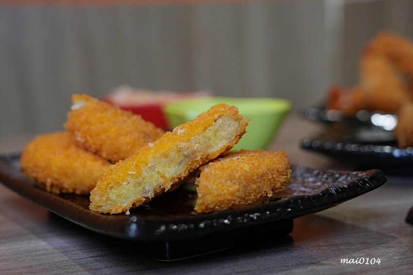 桃園美食｜新丼創意丼飯專賣～多達20多種丼飯選擇，提供麥茶、