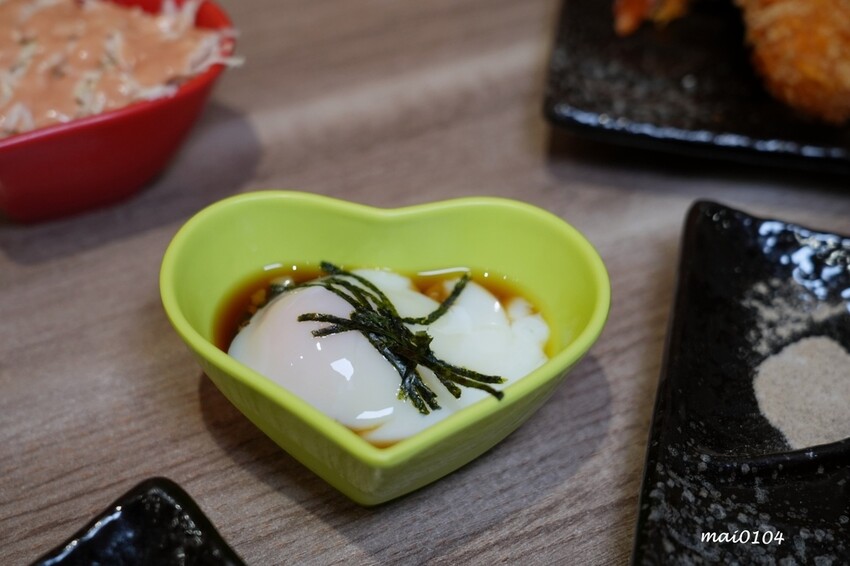 桃園美食｜新丼創意丼飯專賣～多達20多種丼飯選擇，提供麥茶、