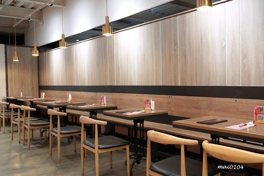 桃園美食｜新丼創意丼飯專賣～多達20多種丼飯選擇，提供麥茶、