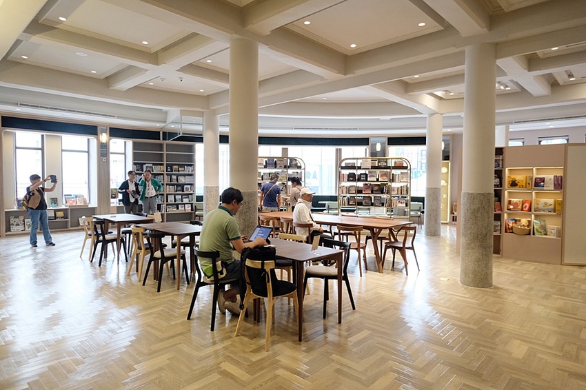 中央書局 中央書局