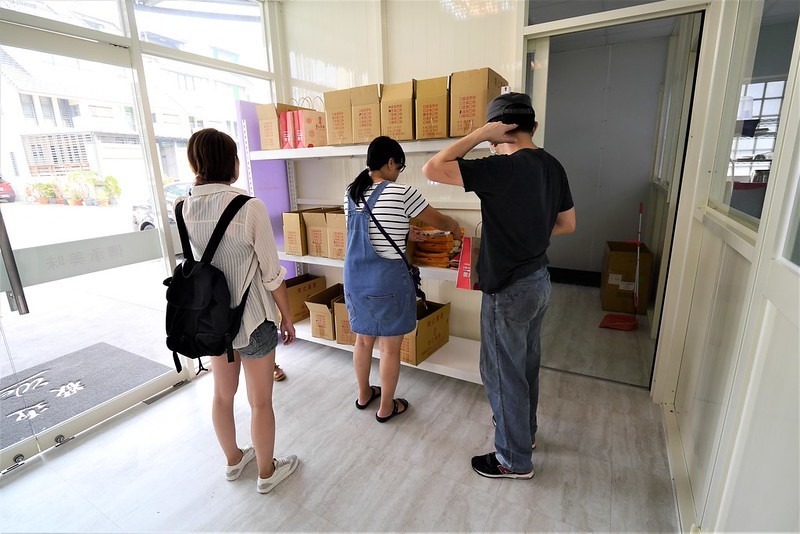 嘉義伴手禮推薦｜品香手工蛋捲,蛋捲控必試!追劇零食推薦、露營零食推薦，辦公室團購美食、五種口味(團購美食/年節伴手禮推薦)