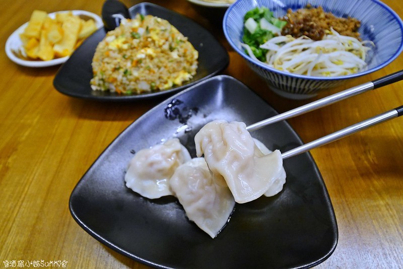 民雄美食|十里洋場 鍋貼專賣店