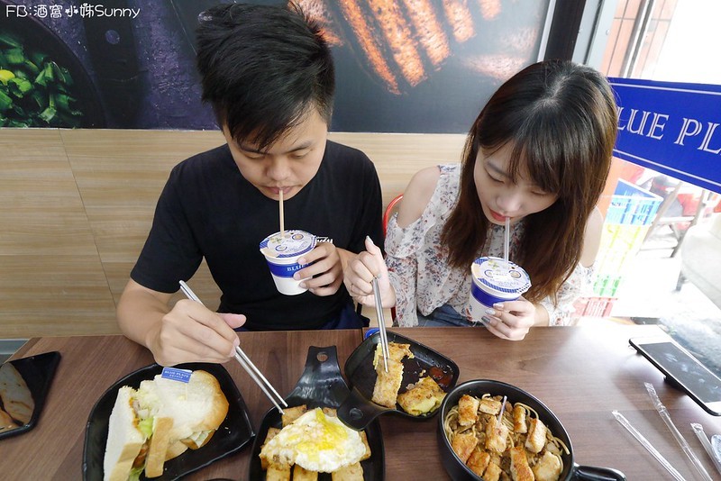 嘉義市早午餐｜藍盤子早午餐(重慶店)