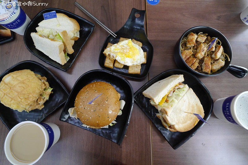 嘉義市早午餐｜藍盤子早午餐(重慶店)