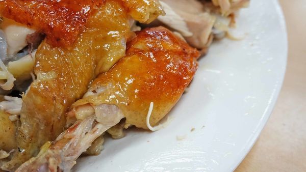 【八里美食】香坊甕之雞-隱身在山中的美味甕窯烤雞