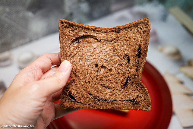 18度Ｃ巧克力工房生吐司Feeling 18｜口感濕潤柔軟綿密｜必吃宅配美食