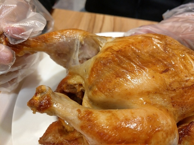 21風味館 徐匯店 ︳大吉大利 今晚吃雞 ︱香草烤雞 炸洋蔥圈 薯條 沙拉 冷熱飲