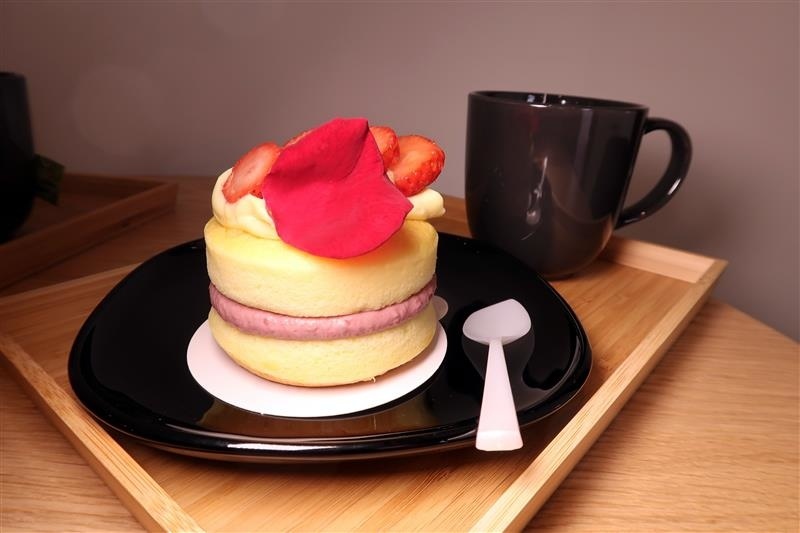 東京巴黎甜點 彌月蛋糕021.jpg