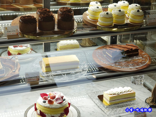 東京巴黎甜點蛋糕櫃34.jpg
