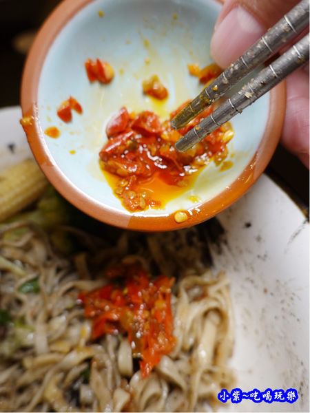 貴妃辣辣椒-牛脾氣參瑟藝翔食佐宮坊 (1).jpg