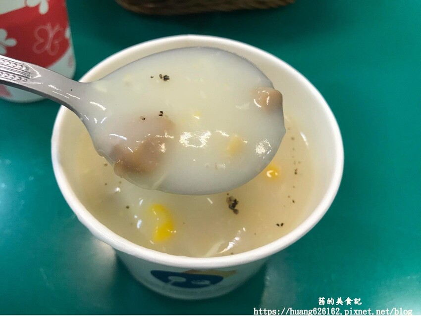 新北市三重區【新北三重區 】三重牛排推薦『好品味牛排館』✖三重文化北美食推薦 ✖豬排.牛排只要160元,濃湯及飲料無限暢