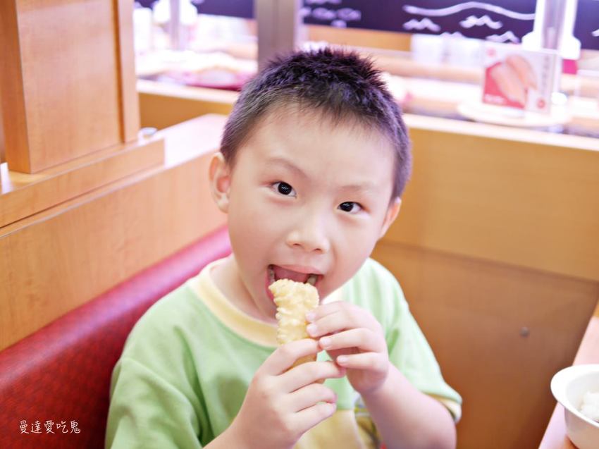 【台南美食】台灣壽司郎 (台南南紡店)。真材實料好味道。大阪第一平價迴轉壽司品牌。台湾スシロー｜台南東區｜南紡購物中心 - 曼達愛吃鬼