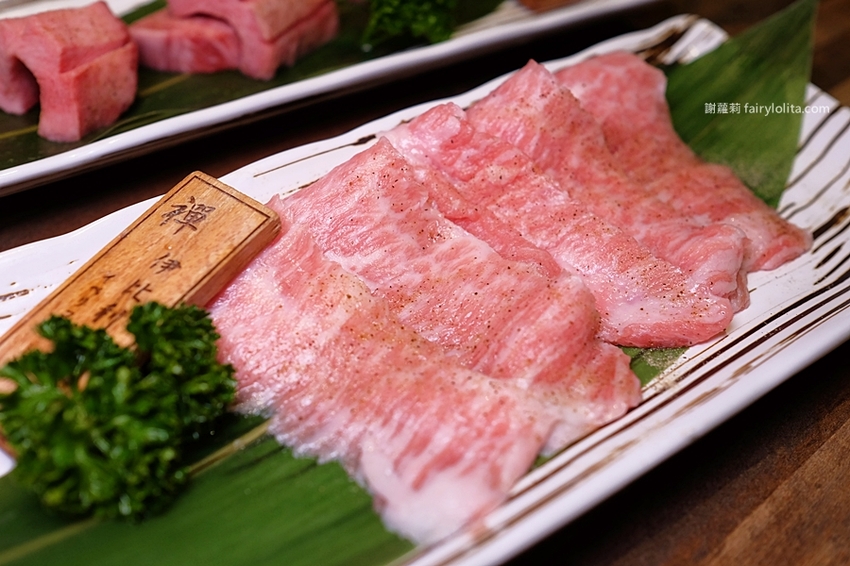 中壢新開幕!白天吃不到、晚上才營業,號稱「最高顏值」燒肉餐廳,竟然躲在超美玻璃屋內! @蹦啾♥謝蘿莉 La vie heureuse