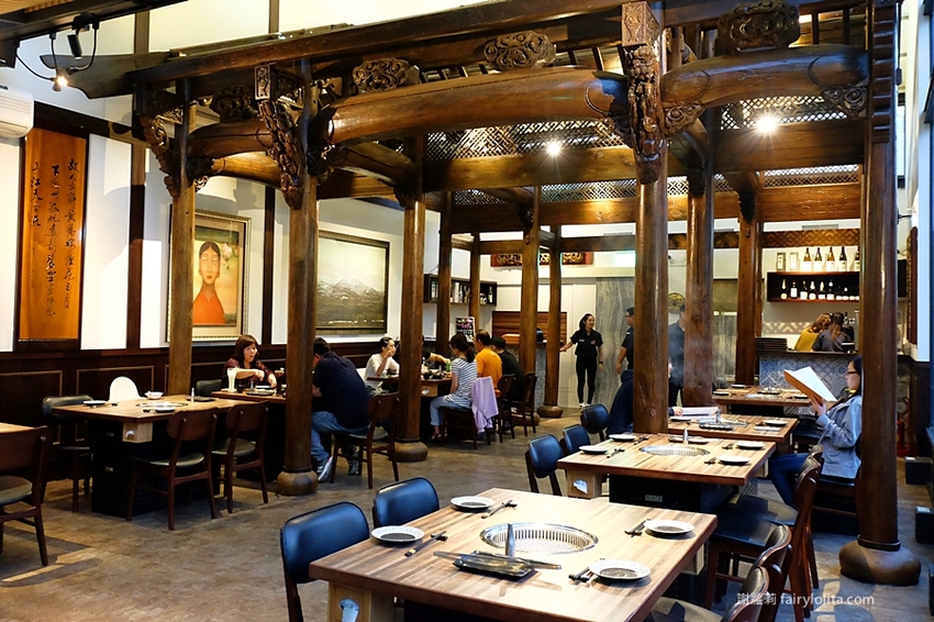 中壢新開幕!白天吃不到、晚上才營業,號稱「最高顏值」燒肉餐廳,竟然躲在超美玻璃屋內! @蹦啾♥謝蘿莉 La vie heureuse