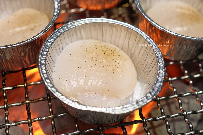 中壢新開幕!白天吃不到、晚上才營業,號稱「最高顏值」燒肉餐廳,竟然躲在超美玻璃屋內! @蹦啾♥謝蘿莉 La vie heureuse