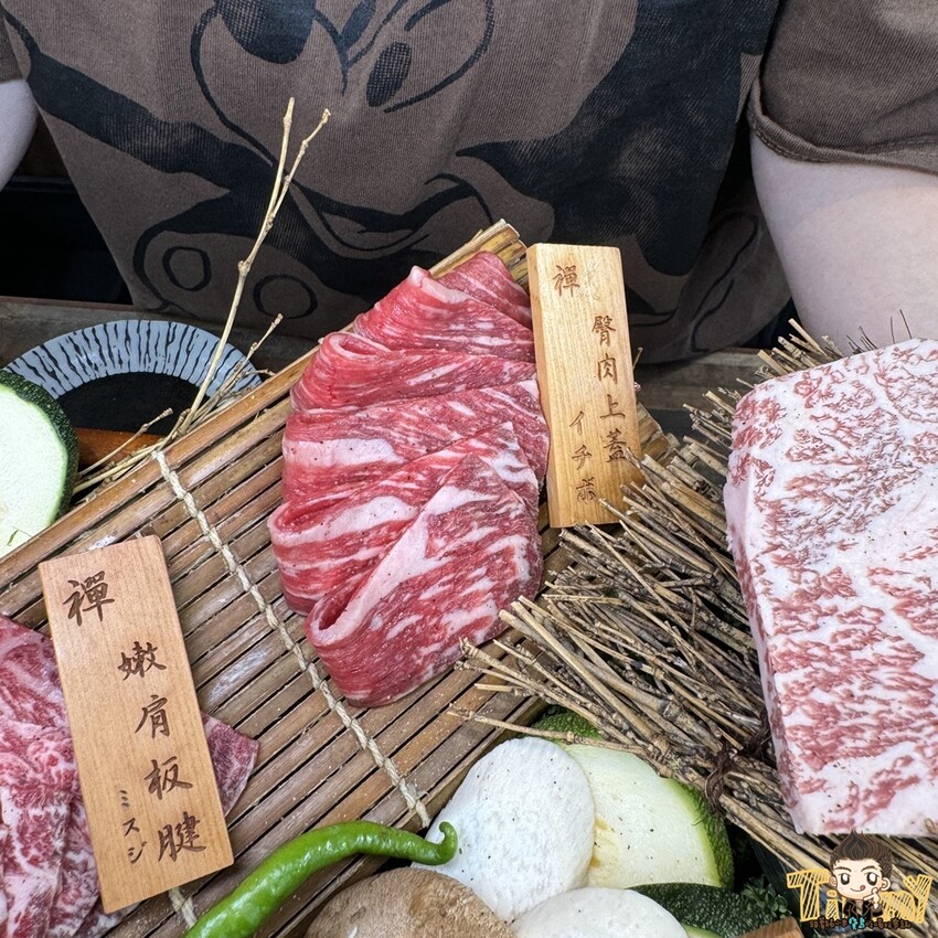 桃園市中壢區桃園中壢禪燒肉。古代秀才書房吃燒肉！全程代烤服務最好、價格不是天花板的全和牛盛宴！ 11/11起雙人套餐一律88折！ (菜單營業時間地址電話) - 跟著踢小米吃喝玩樂趣