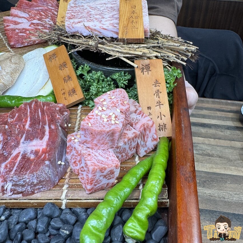 桃園市中壢區桃園中壢禪燒肉。古代秀才書房吃燒肉！全程代烤服務最好、價格不是天花板的全和牛盛宴！ 11/11起雙人套餐一律88折！ (菜單營業時間地址電話) - 跟著踢小米吃喝玩樂趣